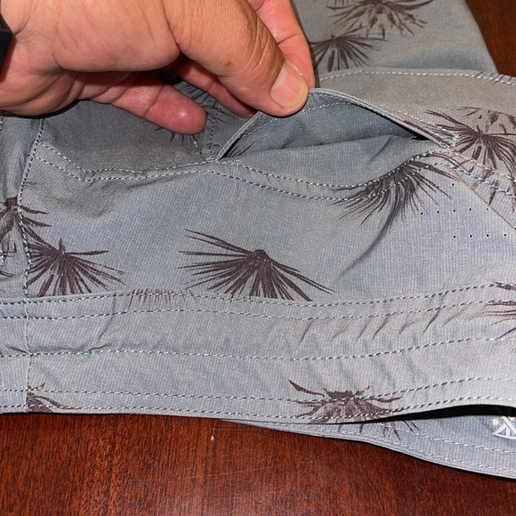 27050 Roark layover trail short 3.0 EUC SZ 30 see pics for detail - Picture 15 of 16